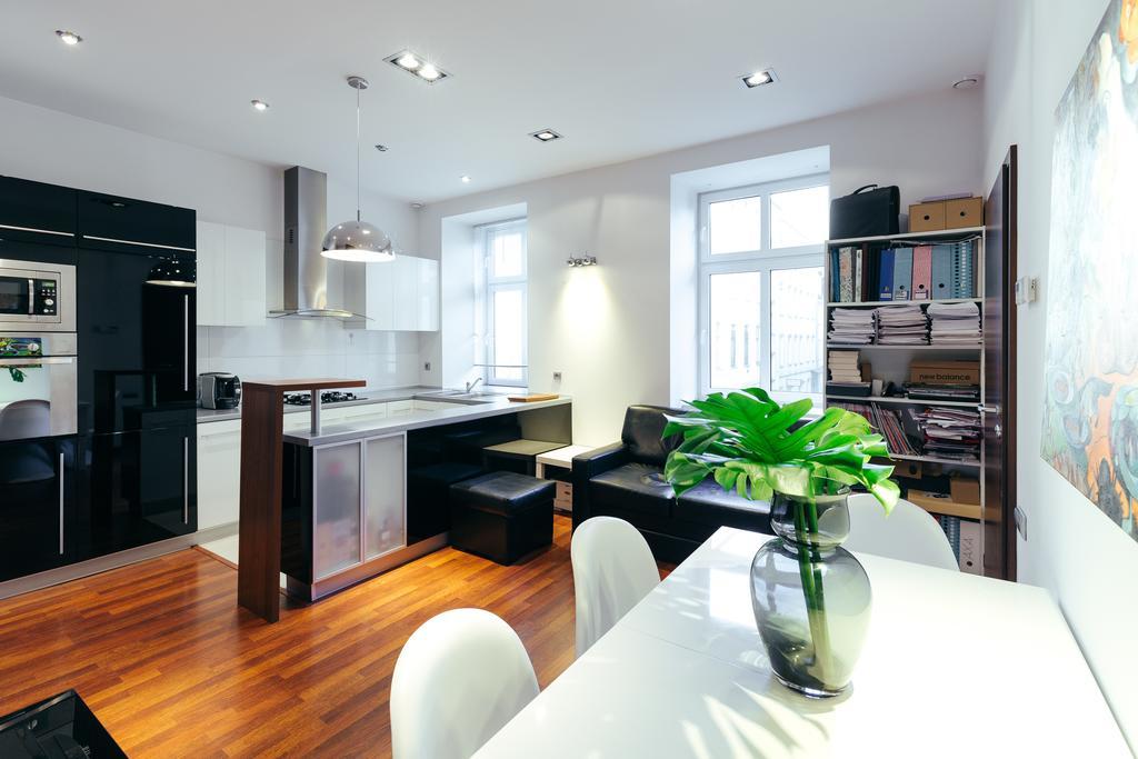 Apartment In The Strict City Centre ウッチ エクステリア 写真